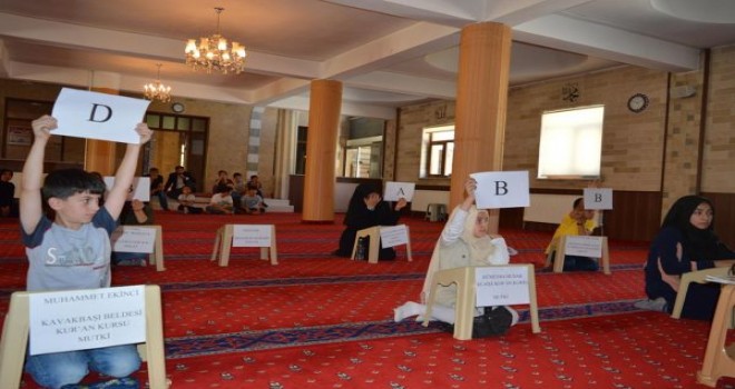Kur'an kursları arası dini bilgiler yarışması yapıldı