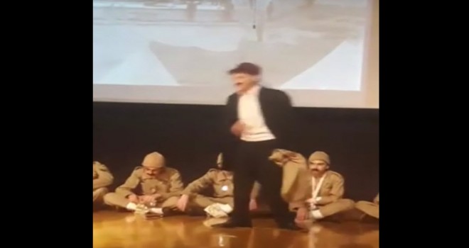 Şahinbey’de öğrencilerinin Çanakkale Şehitleri tiyatro gösterimi duygusal anlar yaşattı
