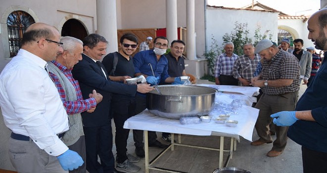 Kula İlçe Müftülüğü’nden 6 bin kişilik aşure hayrı Kula İlçe Müftülüğü’nden 6 bin kişilik aşure hayrı